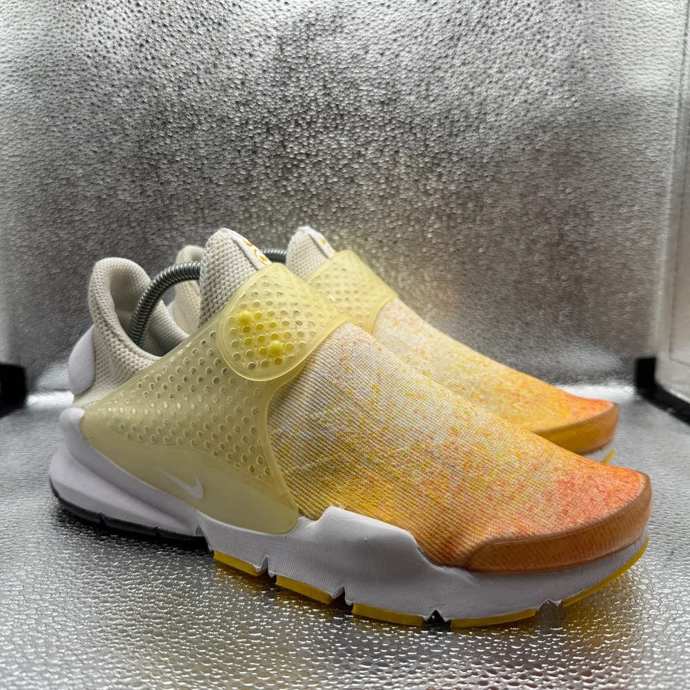 Size 10 Nike Sock Dart N7 Sunset Glow/White-Varsity Womens Shoes 908659-817
